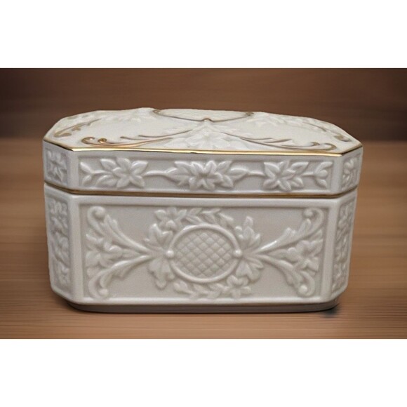 Lenox Rectangular Lidded Trinket Jewelry Box Ivory 24kt Gold Gilt Lined Vtg - Picture 5 of 11